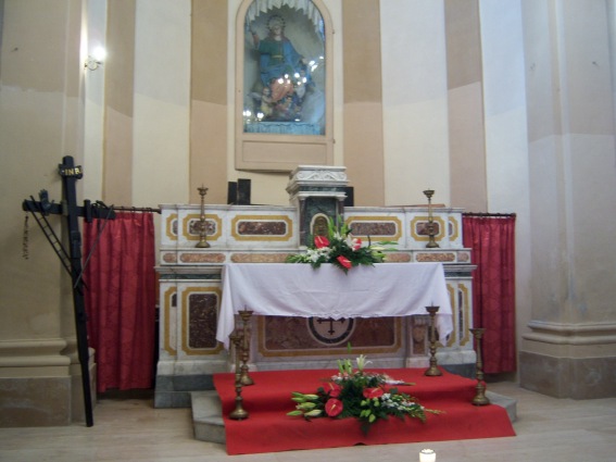 Chiesa della Misericordia: altare