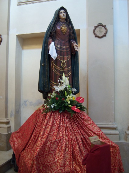 Chiesa della Misericordia: statua della Madonna