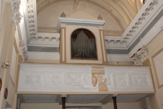 Giulianova: organo a canne nella Chiesa della Misericordia