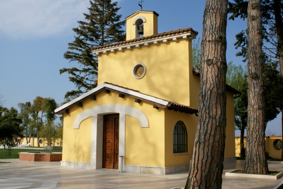 Chiesa di Santa Maria dell'Arco nella struttura di Villa Fiorita a Giulianova (Te)