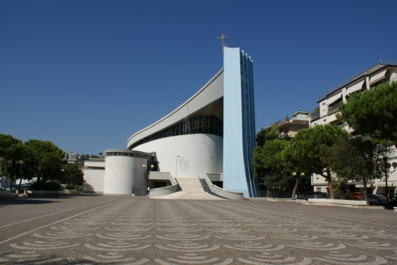 Chiesa di San Pietro Apostolo a Giulianova Lido