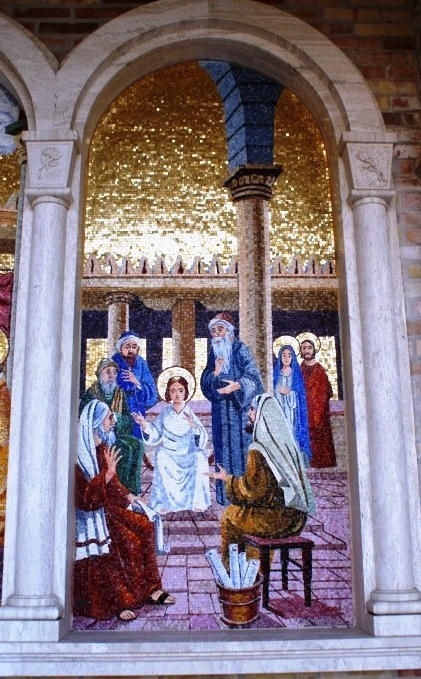 I mosaici del "Portico del Rosario" presso il Santuario della Madonna dello Splendore a Giulianova (Te)