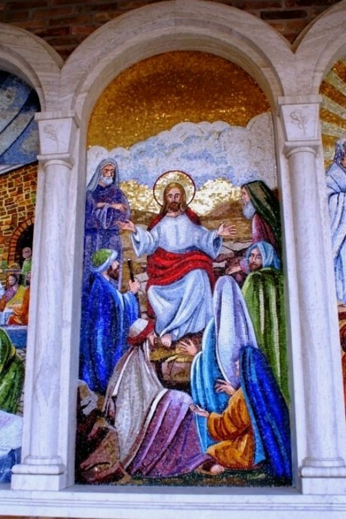 I mosaici del "Portico del Rosario" presso il Santuario della Madonna dello Splendore a Giulianova (Te)