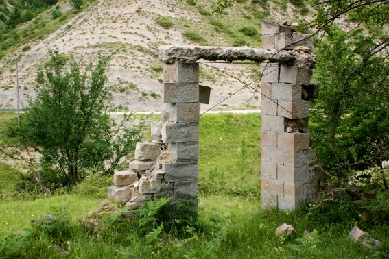 Altovia di Cortino (Te): resti di un antico insediamento