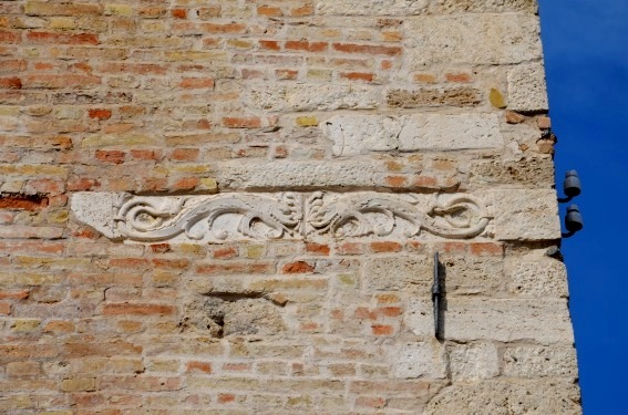 Torre Campanaria della Chiesa di S.Maria ad Ancarano (Te)