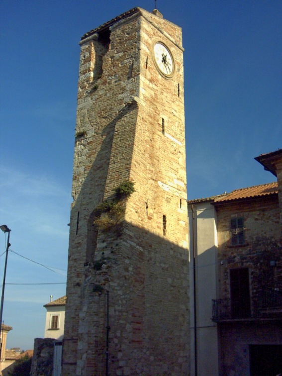 Torre Campanaria della Chiesa di S.Maria ad Ancarano (Te)