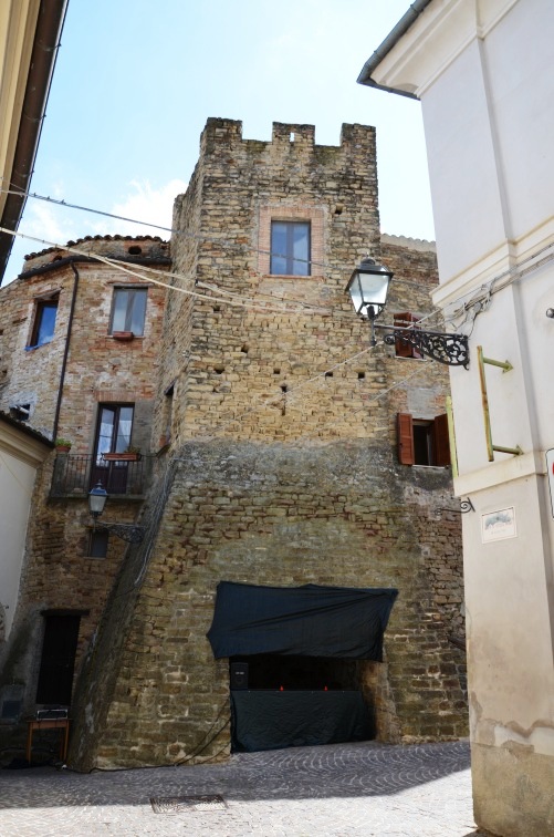 Torre ad Appignano di Castiglione Messer Raimondo (Te)