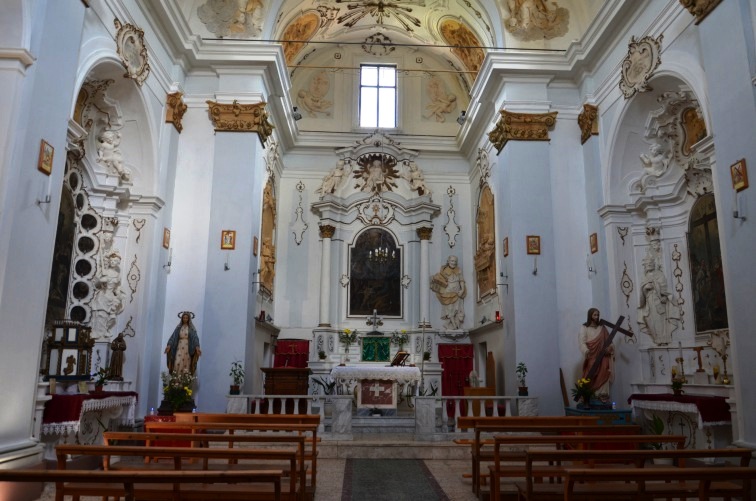 Chiesa di S.Pietro ad Appignano di Castiglione Messer Raimondo (Te)