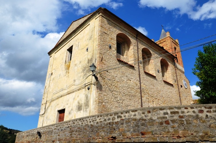 Chiesa di S.Pietro ad Appignano di Castiglione Messer Raimondo (Te)