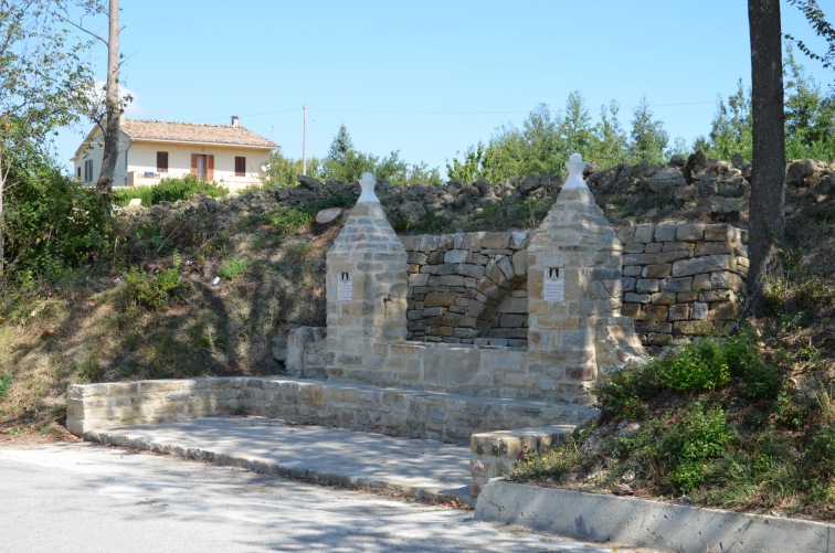 Fonte alle porte del paese ad Arsita (Te)