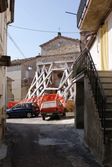 Chiesa di S.Pietro a Bascianella di Colledara (Te)