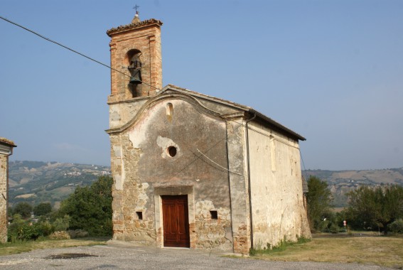 Chiesa della Madonna delle Grazie a Villa Portone di Basciano (Te)