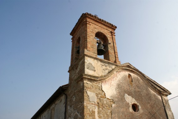 Chiesa della Madonna delle Grazie a Villa Portone di Basciano (Te)