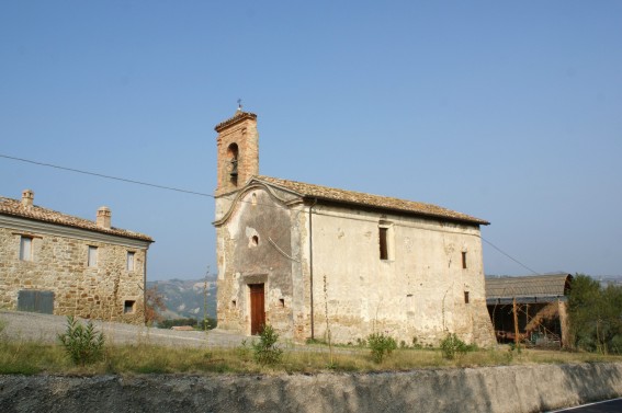 Chiesa della Madonna delle Grazie a Villa Portone di Basciano (Te)