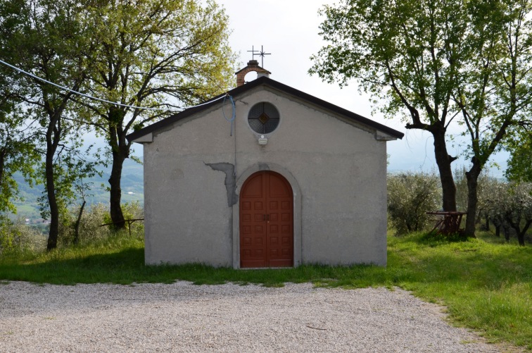 Chiesa di S.Martino nelle campagne di Canzano (Teramo)