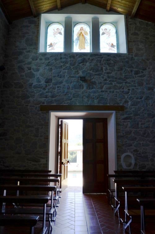 Chiesa di S.Maria delle Grazie a Casale S.Nicola di Isola del G.S. (Te)