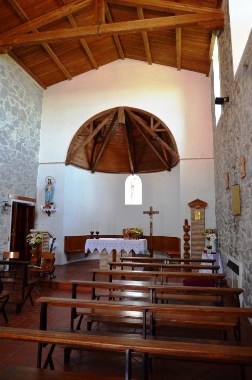 Chiesa di S.Maria delle Grazie a Casale S.Nicola di Isola del G.S. (Te)