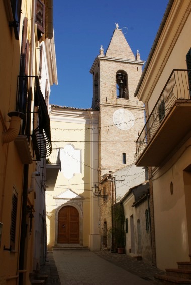 Chiesa Parrocchiale di S.Giovanni Evangelista a Castellalto (Te)