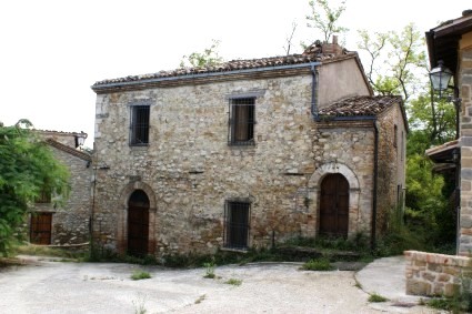 Castiglione della Valle: l'antica sede del Municipio