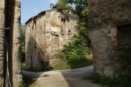 Castiglione della Valle: ruderi