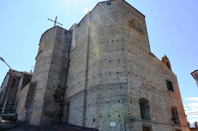 Chiesa di S.Donato Martire a Castiglione Messer Raimondo (Te)