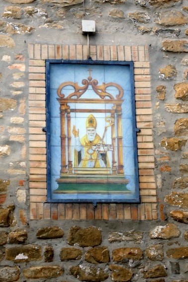 Chiesa di Santa Maria La Nova a Cellino Attanasio (Te): mosaico in ceramica raffigurante S.Attanasio