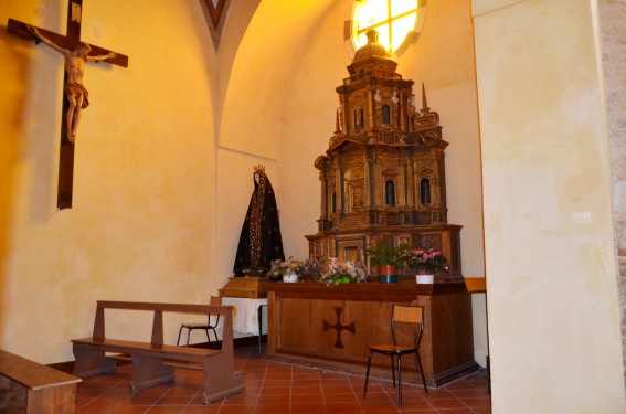 Chiesa di Santa Maria La Nova a Cellino Attanasio (Te): altare Tabernacolo