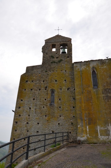 Cellino Attanasio (Te): Chiesa di S.Francesco con annesso Convento