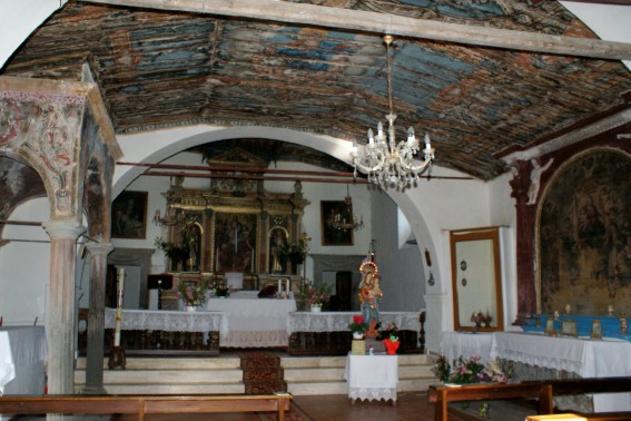 Chiesa di S.Andrea Apostolo a Cervaro di Crognaleto (Te)