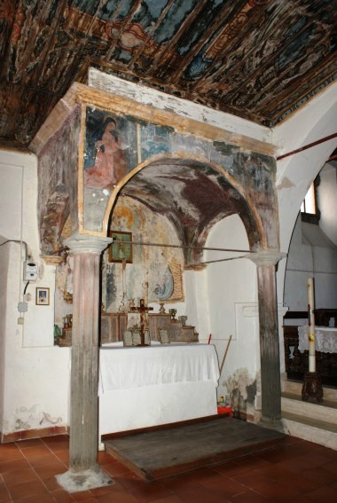 Chiesa di S.Andrea Apostolo a Cervaro di Crognaleto (Te): ciborio