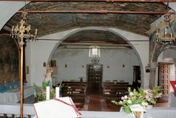 Chiesa di S.Andrea Apostolo a Cervaro di Crognaleto (Te)