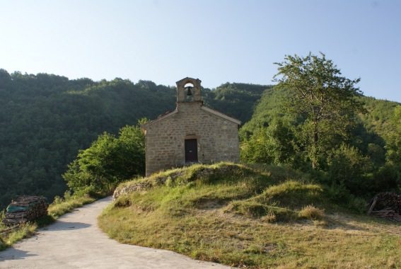 Chiesa di S. Lorenzo a Cesa di Rocca S.Maria (Te)