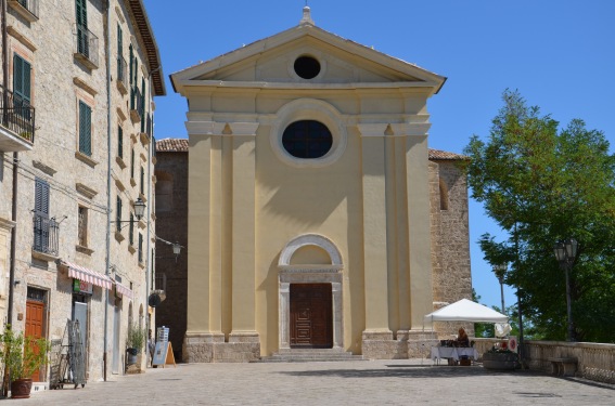 Chiesa di S.Lorenzo Cviitella del Tronto (Te)