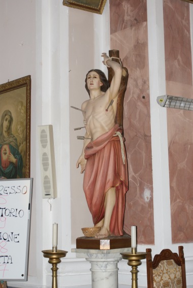 Collevecchio: statua del Santo nella Chiesa di S.Sebastiano