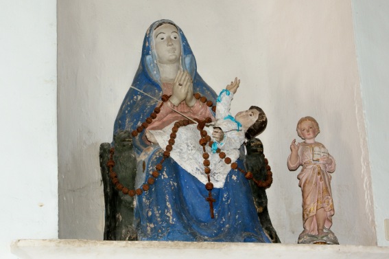 Chiesa di S. Gennaro a Collicelli di Campli: Madonna in trono con Bambino