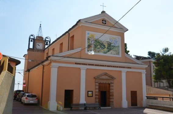 Chiesa di S.Nicola Vescovo a Cologna Paese di Roseto Ab. (Te)