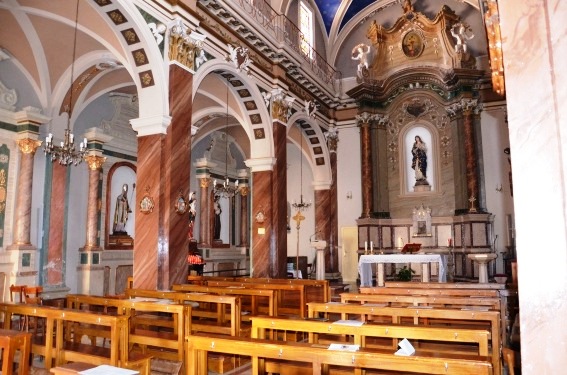 Chiesa di S.Nicola Vescovo a Cologna Paese di Roseto Ab. (Te)