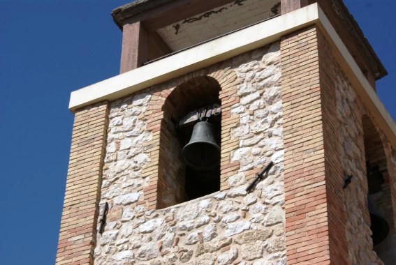 Chiesa di S. Lucia a Cusciano di Montorio al V. (Te)