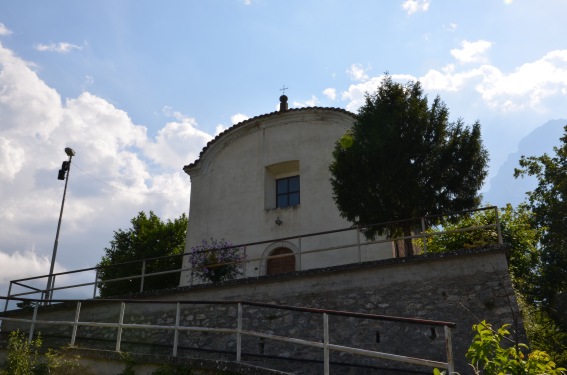 Chiesa di S.Salvatore a Fano a Corno di Isola del G.S. (Te)