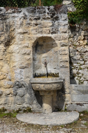 Fonte della Cannalecchia a Fano Adriano (Te)