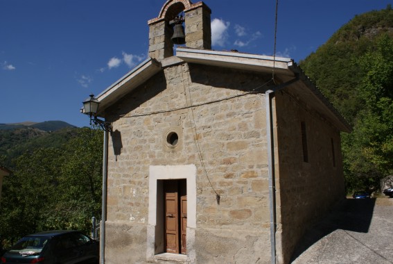 Chiesa della Natività di Maria Vergine a Fiume di Rocca S.Maria (Te)