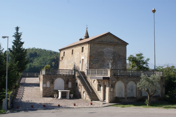 Chiesa di S.Andrea Apostolo a Floriano di Campli (Te)