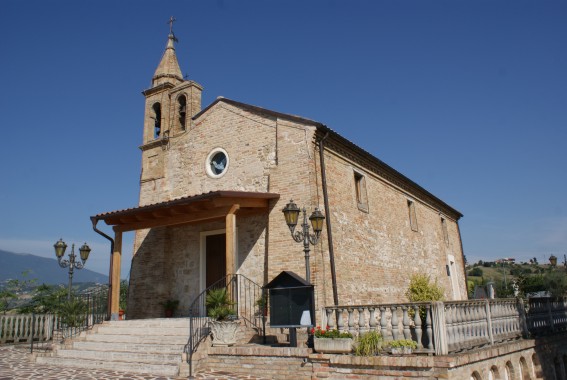 Chiesa di S.Andrea Apostolo a Floriano di Campli (Te)