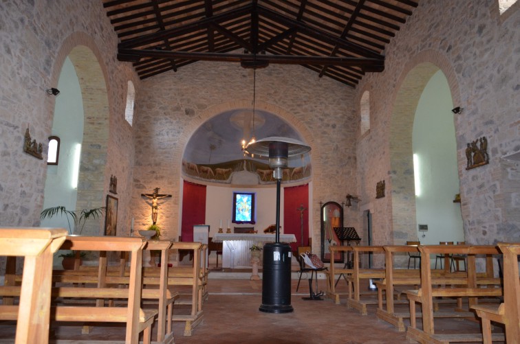 Chiesa di S.Giusta a Forca di Valle di Isola del G.Sasso (Te)