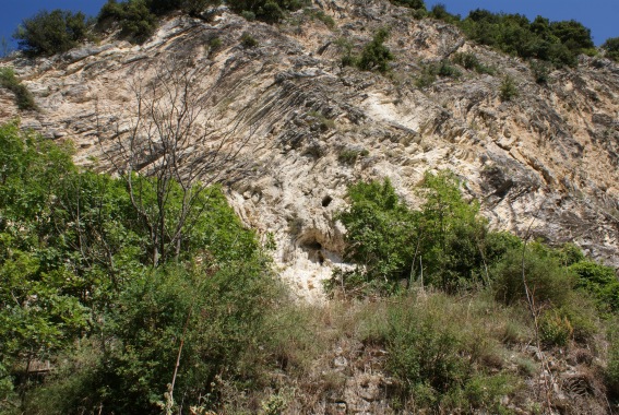 Eremo di San Michele Arcangelo nella Grotta di Sant'Angelo a Ripe di Civitella (Te)