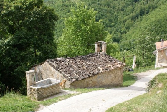 Chiesa di S.Angelo a Iscarelli di Torricella Sicura