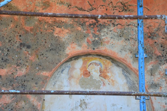 Chiesa di S.Lucia a Isola del Gran Sasso (Te): affresco nella lunetta