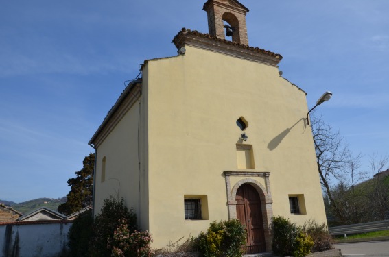 Chiesa del Cimitero a Leognano di Montorio al Vomano (Te)