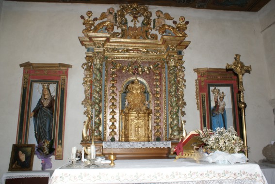 Chiesa dell'Annunziata e di S.Silvestro a Macchia Vomano di Crognaleto (Te)