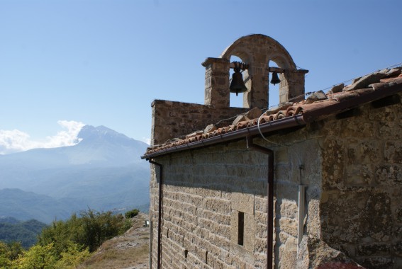 Chiesa della Madonna della Tibia a Crognaleto (Te)